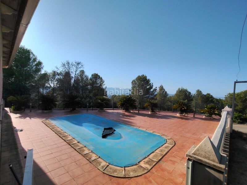 Foto f18bd884-7267-479d-b17b-b7c5d1ff9173. Casa amb aparcament piscina a Vilallonga / Villalonga