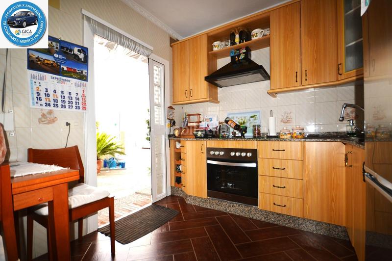 Foto 3d6b9062-3d17-4cb1-873d-8e4cde047366. Casa amb calefacció aparcament a Parque Atlántico - Ronda este Jerez de la Frontera