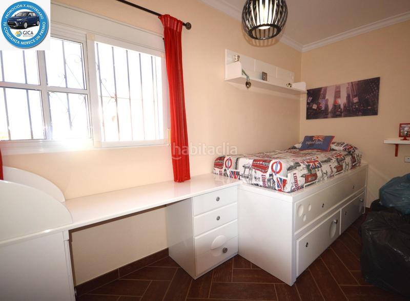 Foto d703751b-eab1-42d5-86a2-c8950fc53956. Casa amb calefacció aparcament a Parque Atlántico - Ronda este Jerez de la Frontera