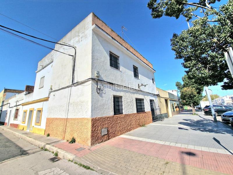 Foto 83282f9c-ee94-4602-a25a-19d56b6857ec. Casa oportunidad única! local de dos plantas con azotea en el tejal ideal para convertir en vivienda en Puerto de Santa María (El)
