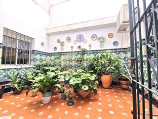 Pis en La Plata. Vivienda seorial en el corazn de jerez  calle ponce