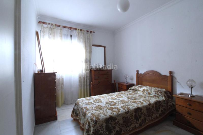 Foto a6a1d3d3-9071-4215-8e93-c3fdaf00c691. Casa  de una planta con jardin en Caballero Bonald-S. José Obrero-Guadalcacín Jerez de la Frontera