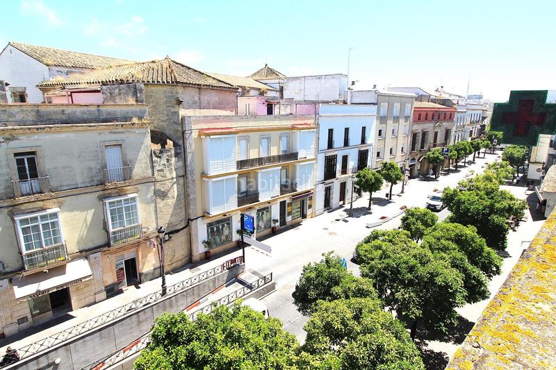 Foto ca9a9544-05ed-4895-b1bb-9d95694c42d6. Piso  dos dormitorios amueblado en corredera en Jerez de la Frontera