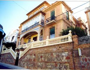 Chalet à Conde de Ureña. Exclusiva propiedad histórica con dos viviendas independientes e