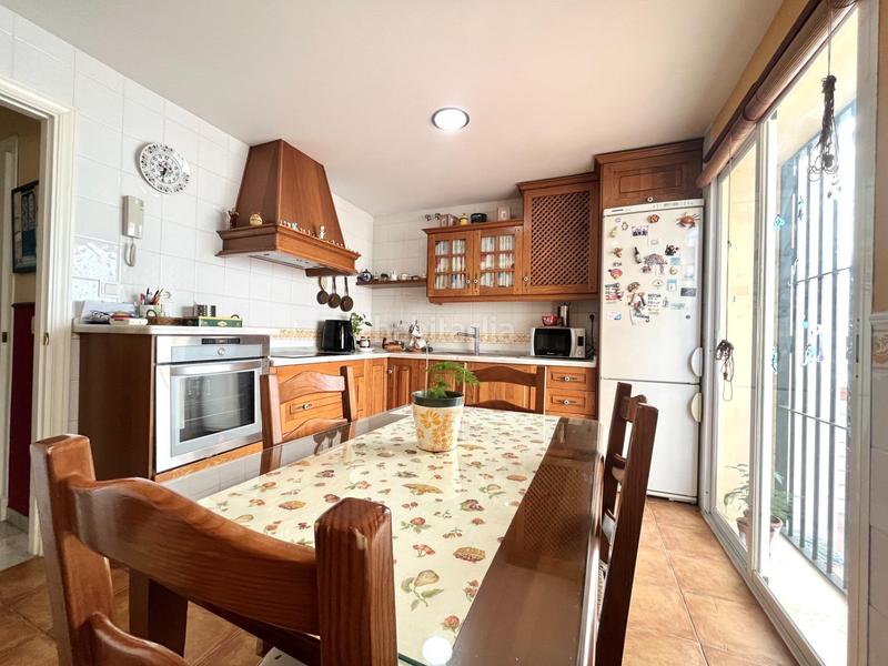 Foto b14db7f8-dba9-41f4-8694-0be9949ba820. Casa aparellada a Pozoalbero Jerez de la Frontera