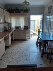 Casa a Parque Atlántico - Ronda este. Acogedora casa de una planta en torrecera, a solo 20 minutos de