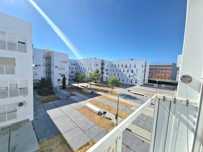 Foto 06ef20bd-d57f-45ad-82a9-b2d9f821c343. Flat with parking in Puertas del sur - Guadabajaque Jerez de la Frontera
