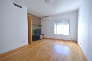 Appartamento  Barrio palmeras las. Se vende piso en bda las palmeras, zona delicias