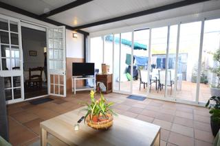 Affitto Casa a schiera in Chapín - Campus Universitario - Navinco. Alquiler adosada en esquina tres dormitorios, porche y patio