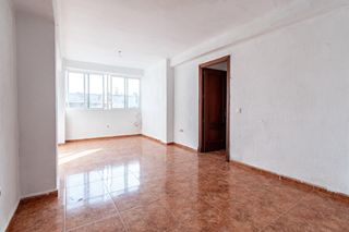 Appartamento in Vallesequillo. Piso en vistaalegre con ascensor
