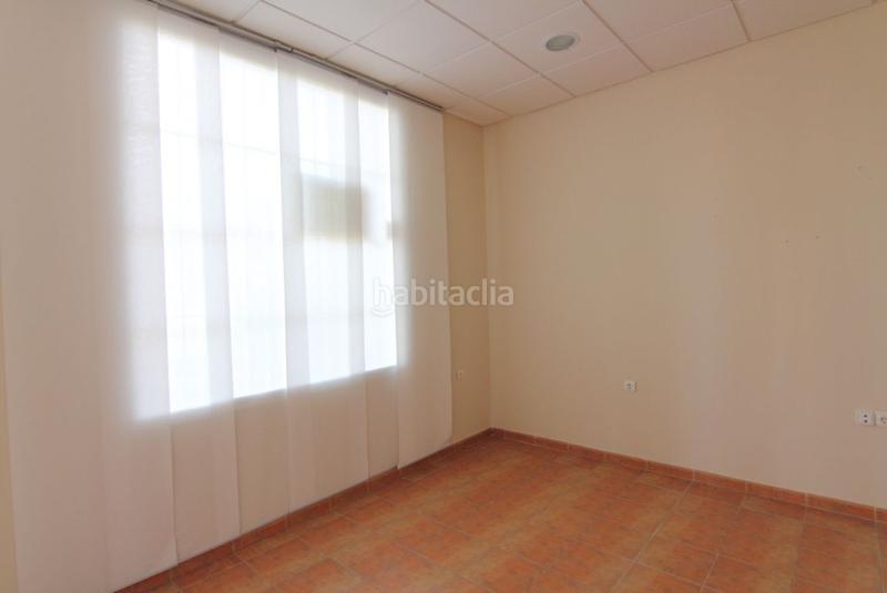 Foto 0472a753-9bd1-498e-afba-0ba42abefe73. Local comercial estupendo local en zona oeste en Santiago - Coronación Jerez de la Frontera