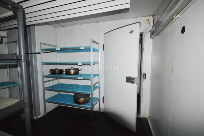 Foto b5a9bb0e-e647-45cc-9a32-c1234321c3de. Local comercial a El Rocío - La Milagrosa Jerez de la Frontera