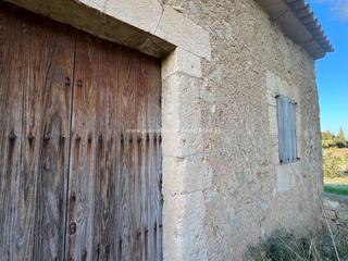 Mas à Maria de la Salut. Rustica edificable con construccion y proyecto basico
