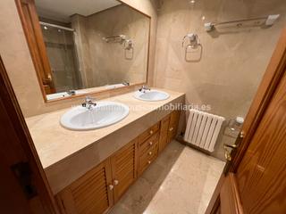 Rent Penthouse in Arxiduc. Pisazo y parquing al lado de 31 diciembreavenidas!!