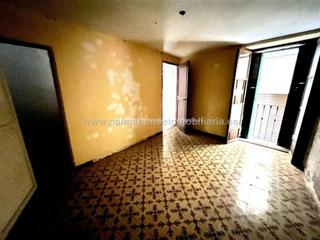 Dúplex a Sant Jaume. Historico duplex a reformar en san jaime!!!