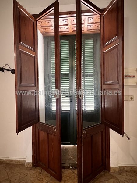 Foto cc3f2986-6154-4415-9269-6ddd8179e0cb. Masia a Llubí