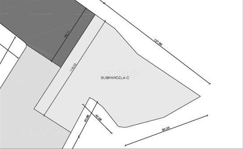 Foto c8a79ff9-a9e6-44f8-8ef8-7ccf7d62b697. Fondo rustico in Cálig