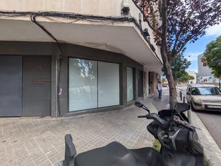 Locale commerciale  Avenida de pau casals. Local comercial en venta en av. pau casals