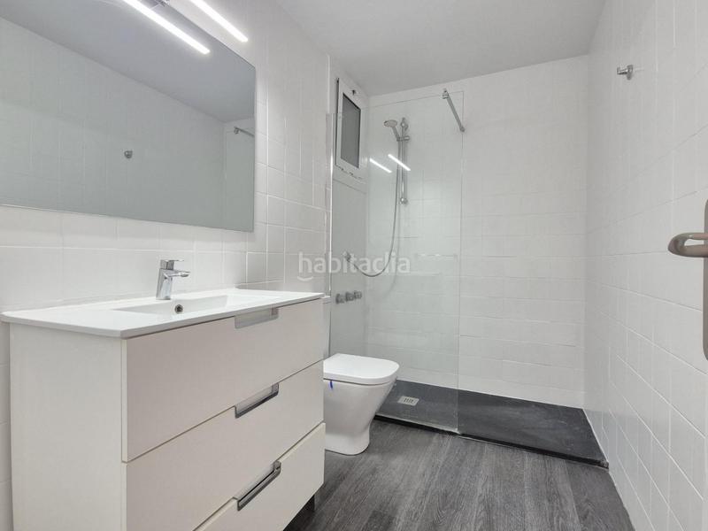 Foto 0877c839-e695-451c-ba82-fa0113d2ccc5. Piso fantástico piso de 103 m2, situado en la calle llança en Barcelona