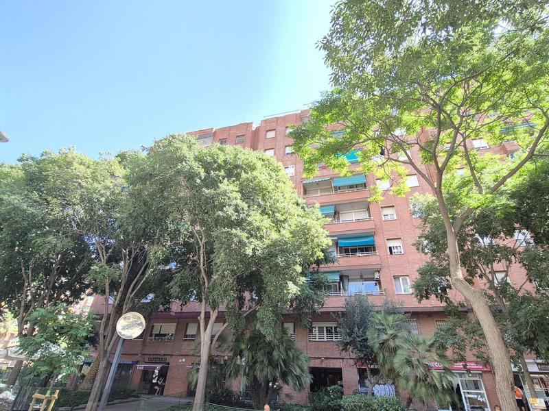 Foto 0ac227c6-0579-43f2-89a2-1117c4339369. Piso fantástico piso de 103 m2, situado en la calle llança en Barcelona
