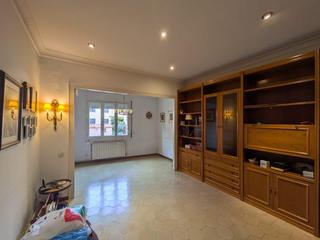 Appartement  Calle torrent de l'olla. Vive el encanto de gràcia en esta joya en finca regia