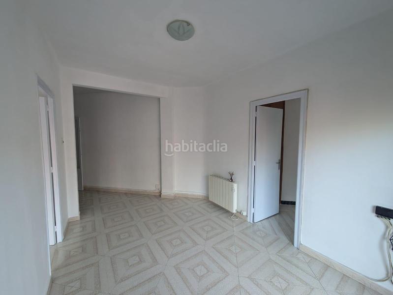 Foto e036ffb0-ea67-47ce-bb41-54d3201a96cb. Flat with heating in Navas Barcelona