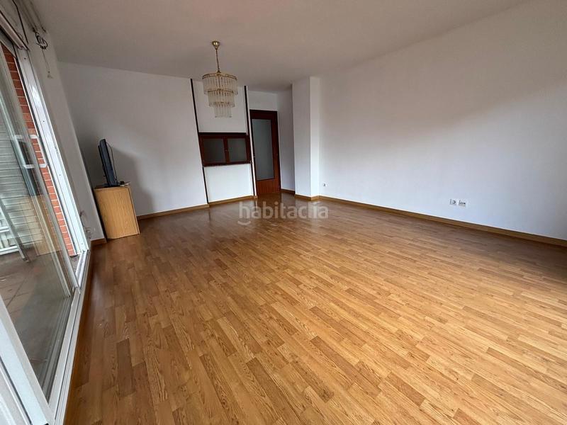 Foto aacd113f-5014-4696-b8e7-a45d978fdeb8. Appartamento con riscaldamento parcheggio in Mas Lluí Sant Feliu de Llobregat