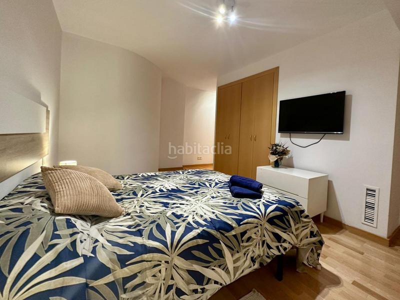 Foto c0c3ac40-f2b4-4ff2-9404-8e24dbcaf7bd. Triplex with heating parking in El Coll Barcelona