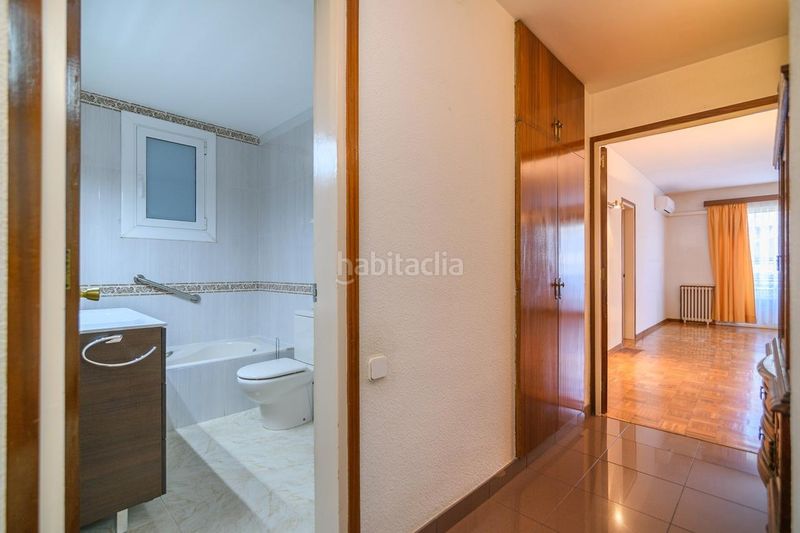 Foto 50ba67b5-3c0f-4b54-8ad3-5640e5de0aeb. Pis a Putget - Farró Barcelona