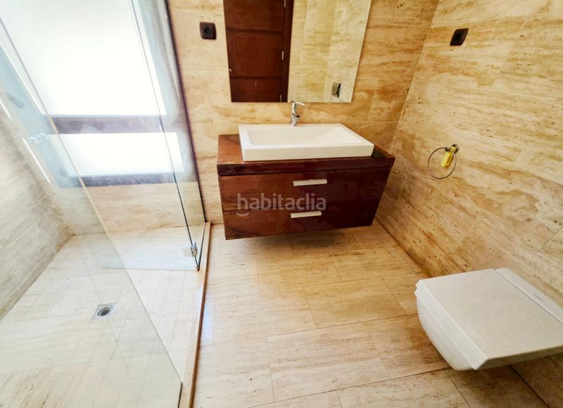 Foto adec58db-c83c-4ede-821b-7de45753e83e. Xalet amb aparcament piscina a Cabrils