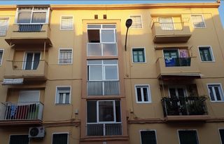 Apartament a Barrio de Zaidín. Apartamento junto avda italia