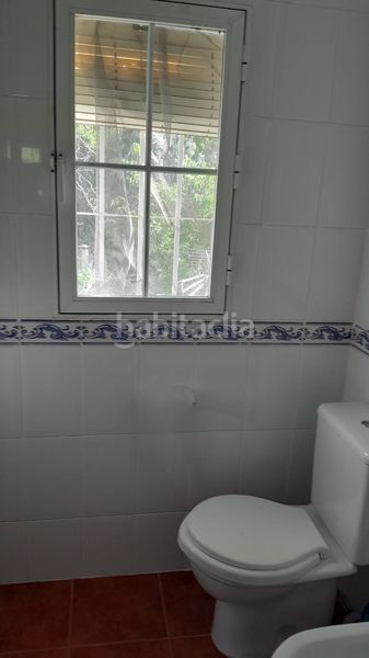 Foto c157c817-4c23-4741-8a2e-a8771b4dc877. Casa adossada amb xemeneia calefacció a Cájar