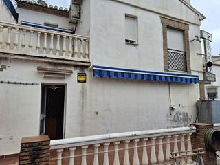 Casa aparellada a Huétor Vega