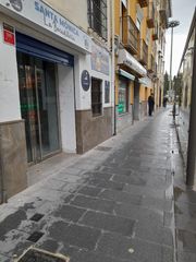 Local Comercial a Calle acera del darro 13. Local en acera del darro
