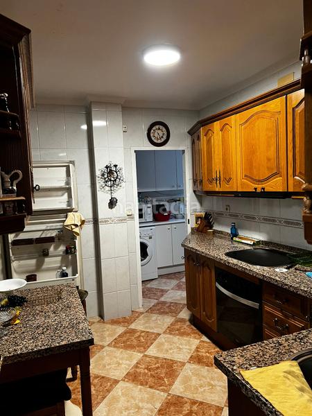 Foto 0622f6e9-1efb-47bd-9348-2a3466993b1f. Piso en arabial 61 piso en arabial de 4 dormitorios en Granada