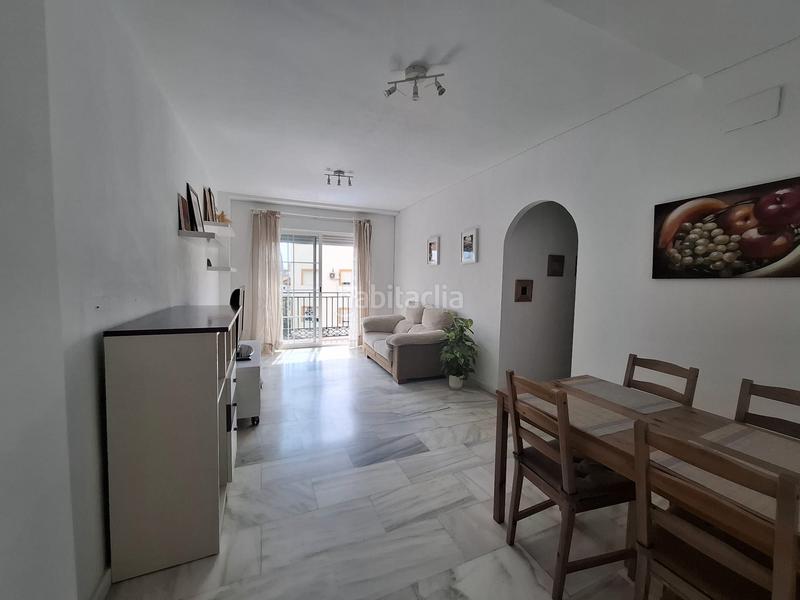 Foto 6ca3cc4a-394e-4d52-9396-0edb85573289. Apartamento en avenida de carmen morcillo 2 piso de dos dormitorios en gojar con piscina en Gójar