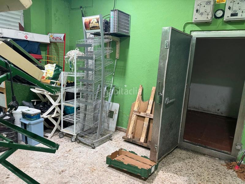 Foto 126f4a80-3b0d-4163-8cef-19c135e9db3f. Local comercial a calle pintor manuel maldonado 21 a Granada