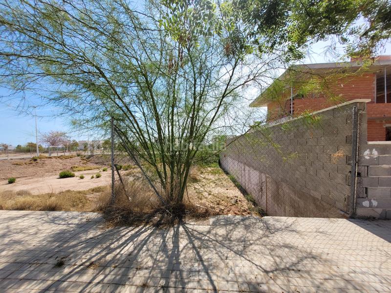 Foto 60b7e7f2-a377-4c15-aa23-0fda971a10f5. Terreny residencial a Zona Estación Sagunt