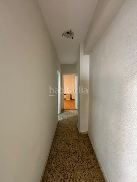 Foto f49e95ea-8a69-4bd6-b6f8-7d472ae5293e. Etagenwohnung in La Raïosa Valencia