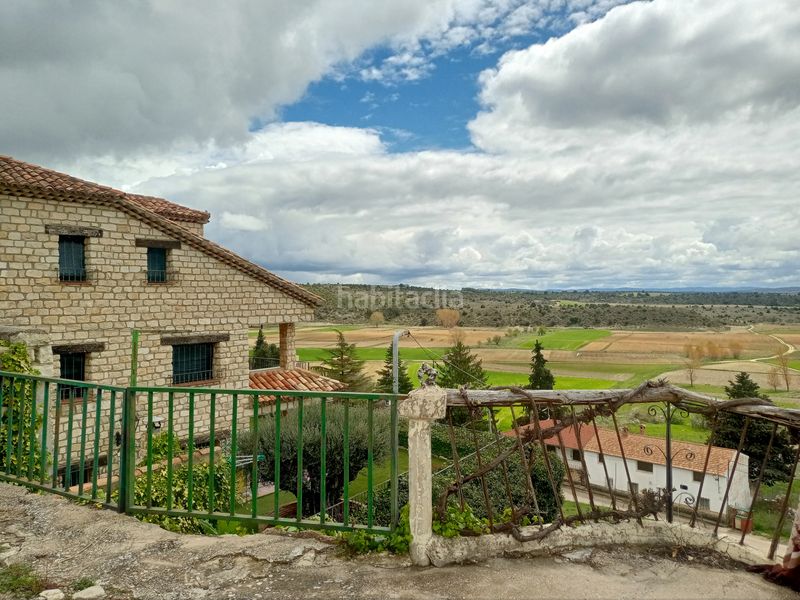 Foto c6aab8f0-1710-49a4-a399-256be6f7a728. House with fireplace in Cañada del Hoyo