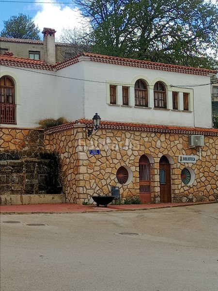 Foto d55d0afe-7526-4fc8-aaac-cd43a27159eb. House with fireplace in Cañada del Hoyo