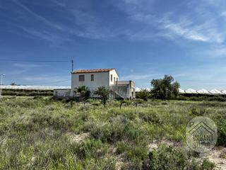 Haus  El rebolledo. Casa con 17.000 m2 de terreno