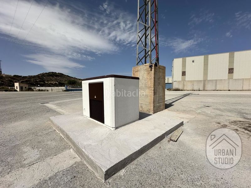 Foto a9eb906f-9b82-4108-b0a9-e9e007247254. Nau industrial a Romana (la)