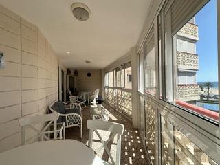Etagenwohnung  De niza. Piso exterior en primera linea de playa san juan