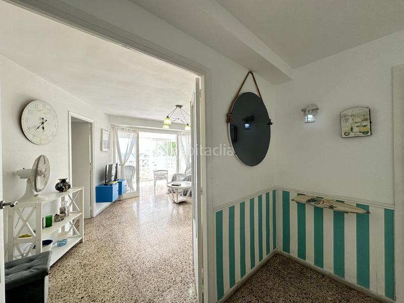 Foto 5f98e874-0e9d-40bb-be99-a87c32908d49. Piso  exterior en primera linea de playa san juan en Alicante