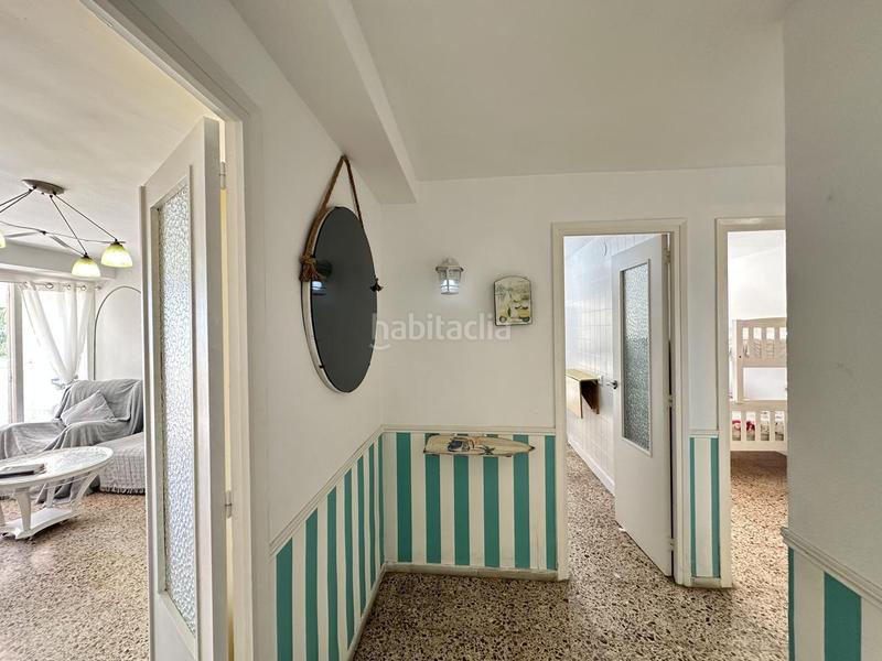 Foto f5dfb744-b6b6-462f-8344-e6f8f0c72add. Piso  exterior en primera linea de playa san juan en Alicante