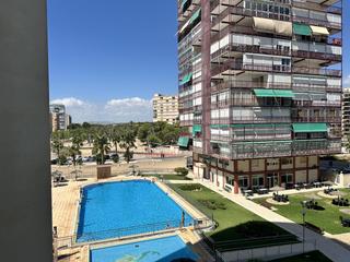 Pis  De niza. Piso exterior en primera linea de playa san juan