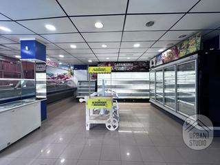 Local Comercial  Isla cristina. Venta de dos locales con licencia de supermercado