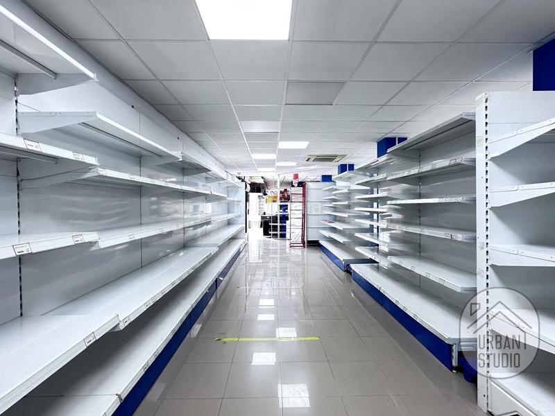 Foto fd746833-5bf6-4143-b304-88594ba419d2. Locale commerciale in Islas Menores-Mar de Cristal Cartagena