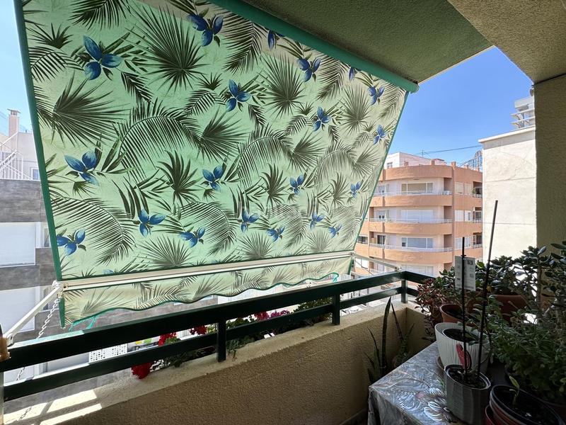 Foto ca5ddb2b-a027-4650-8e73-38c579c8585a. Piso  ultima planta en benalua con ascensor en Alicante